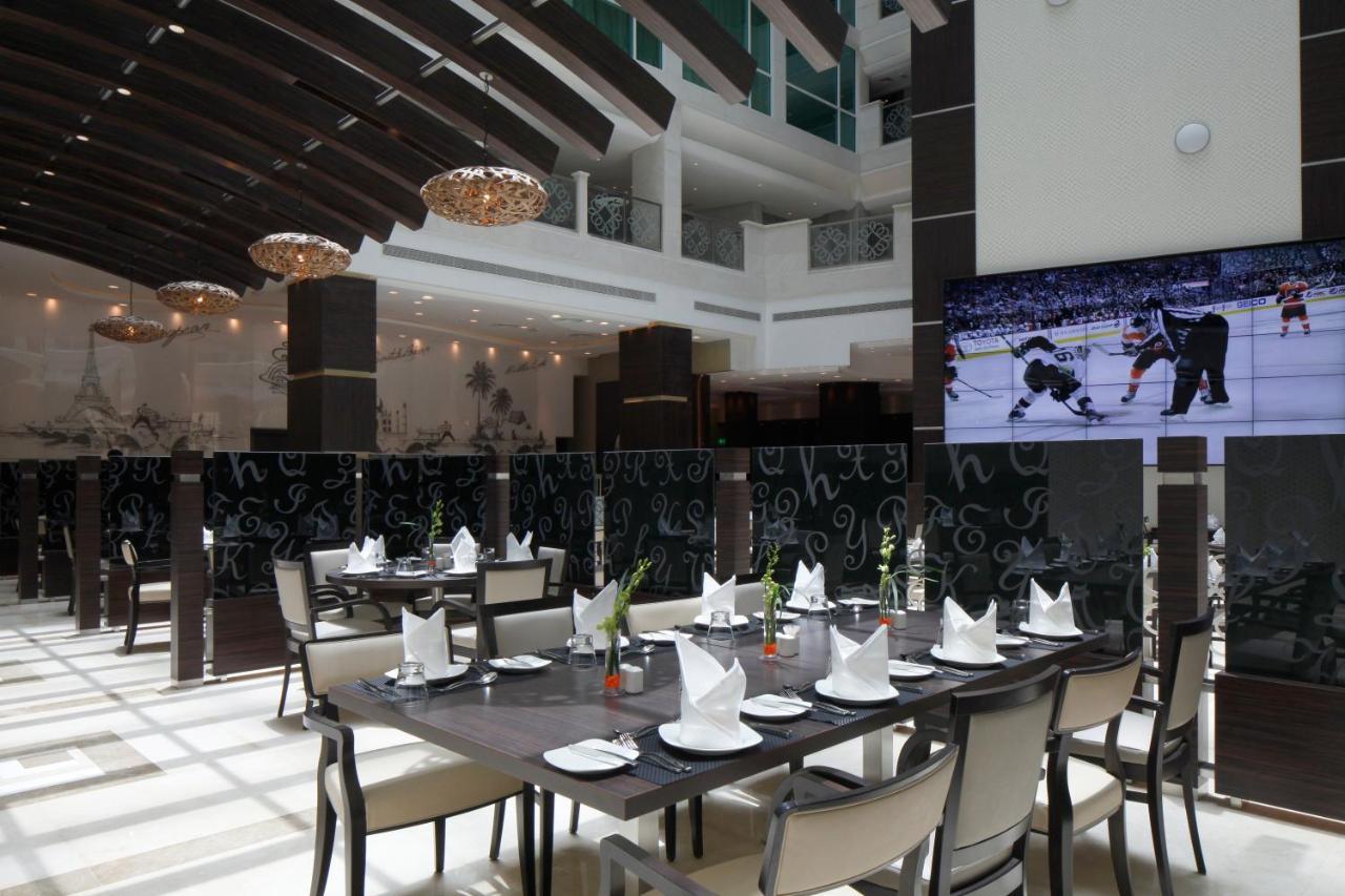 Holiday Inn Meydan By Ihg Рияд Екстериор снимка