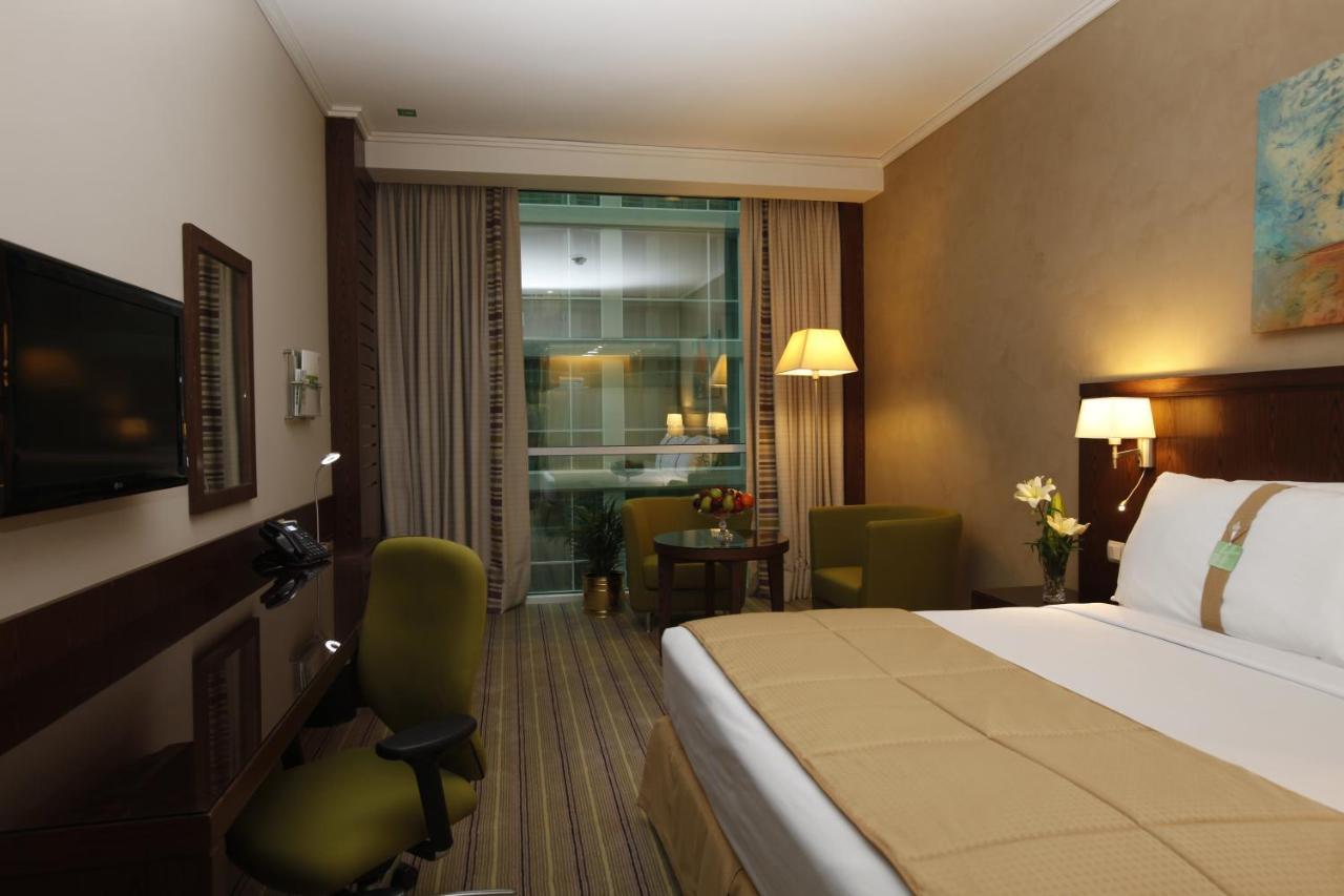 Holiday Inn Meydan By Ihg Рияд Екстериор снимка