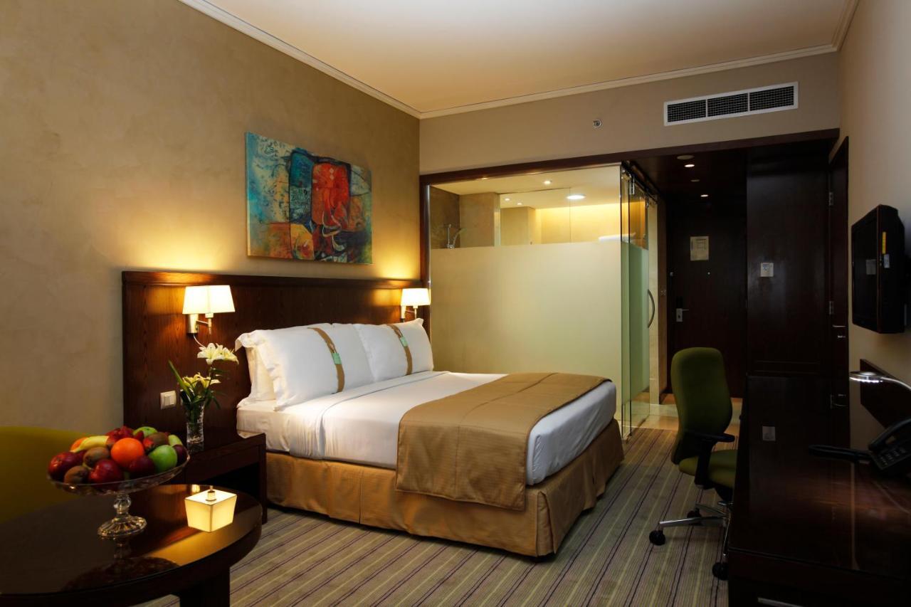 Holiday Inn Meydan By Ihg Рияд Екстериор снимка