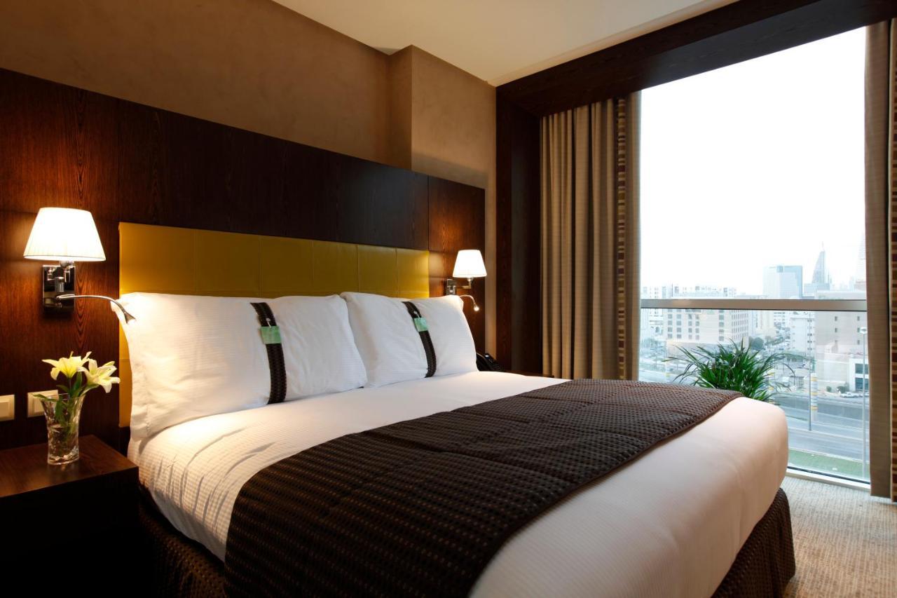 Holiday Inn Meydan By Ihg Рияд Екстериор снимка