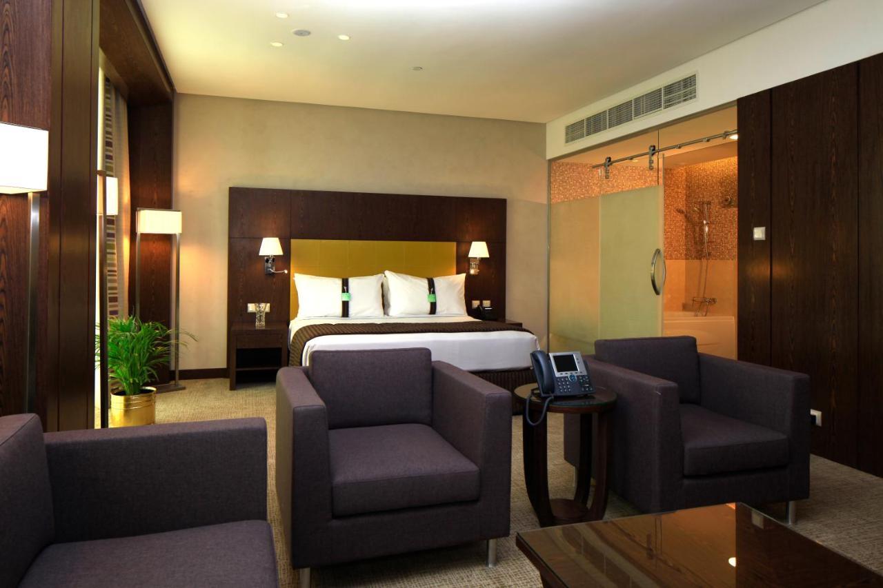 Holiday Inn Meydan By Ihg Рияд Екстериор снимка