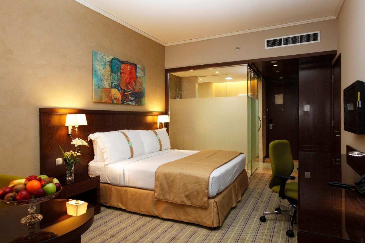 Holiday Inn Meydan By Ihg Рияд Екстериор снимка